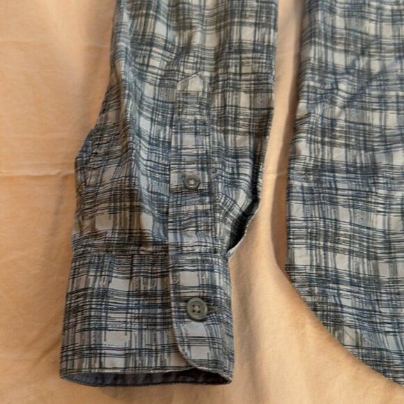 John Varvatos USA Medium Plaid Style Button Front Shirt - Picture 5 of 8